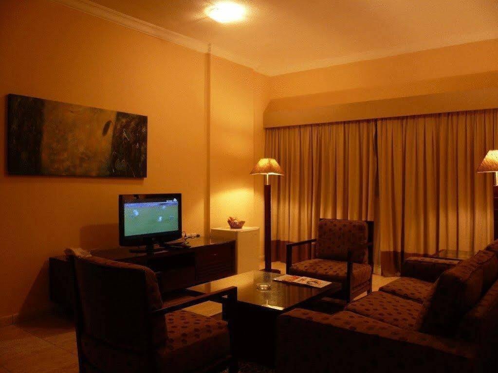 Grand Pj Hotel Ras al-Khaimah Exterior foto